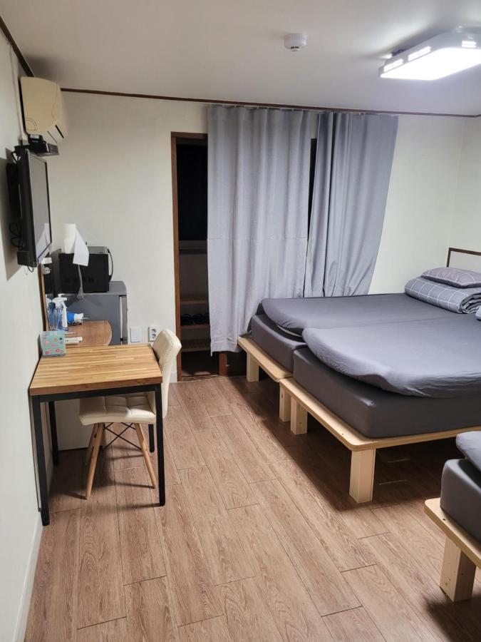 Able Guesthouse Hongdae 2 Szöul Kültér fotó